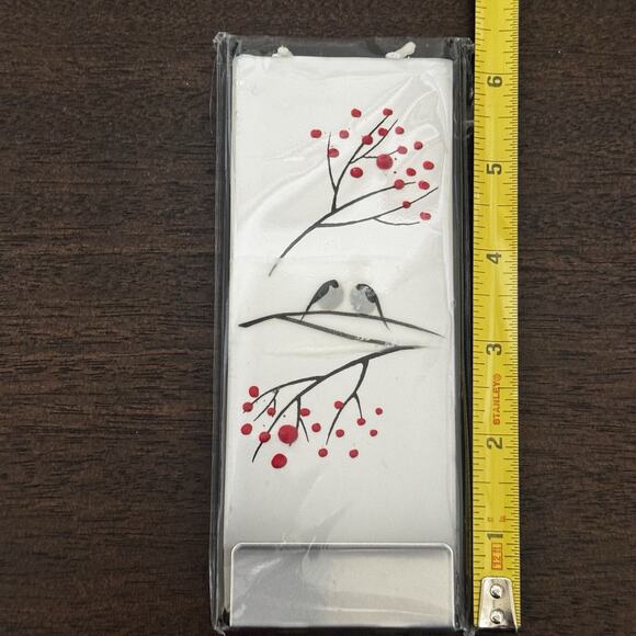 New Flatyz Hand Painted Flat Candle Winter Birds Unscented Dripless Smokeless - Picture 4 of 8